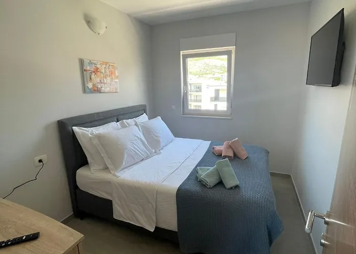 Welcome アパート トロギール